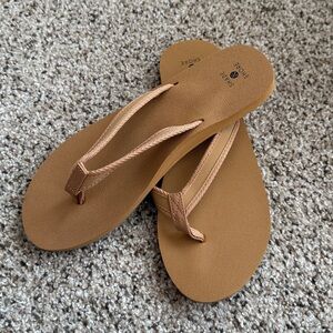 Shade & Shore Light Brown Sandals